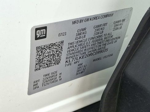 Used 2024 Chevrolet Trax ACTIV w/ Sunroof Package FWD image 26