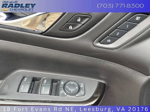 Used 2022 GMC Acadia AT4 w/ Technology Package AWD/4WD image 14