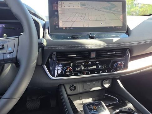 New 2026 Nissan Rogue Platinum w/ Platinum Premium Package image 14