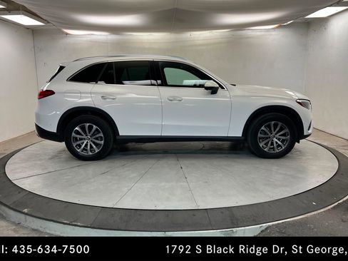 Certified 2024 Mercedes-Benz GLC 300 image 6