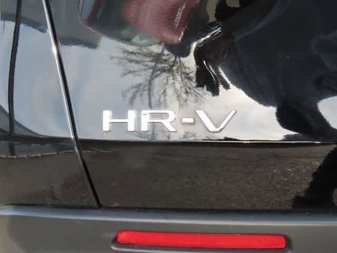 Certified 2025 Honda HR-V Sport image 7