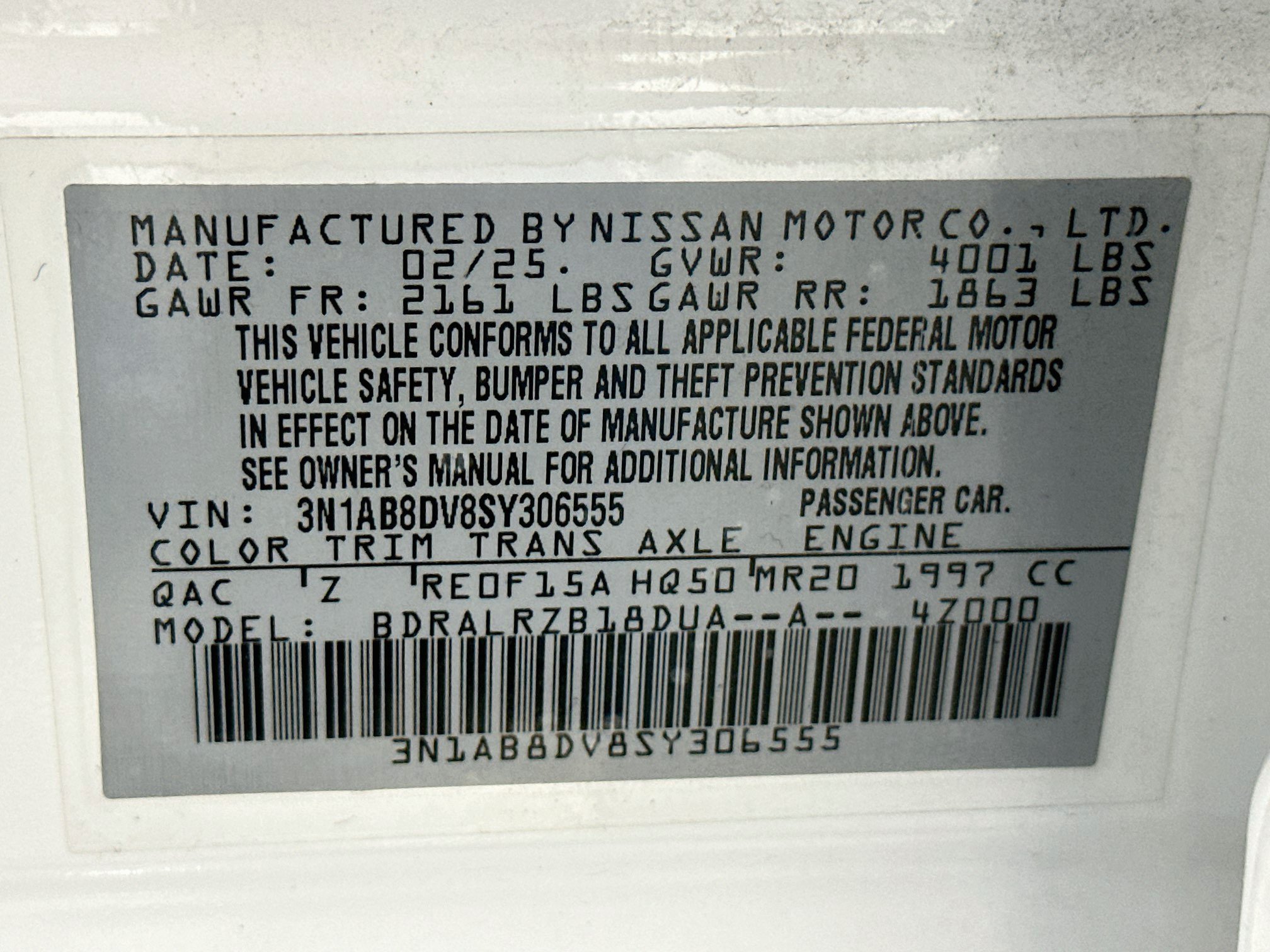 Used 2025 Nissan Sentra SR FWD image 12