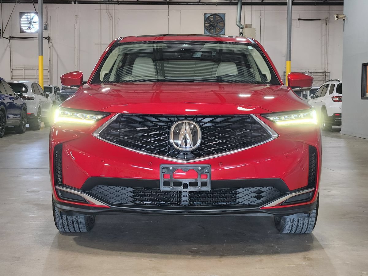 Used 2025 Acura MDX w/ Technology Package FWD image 3