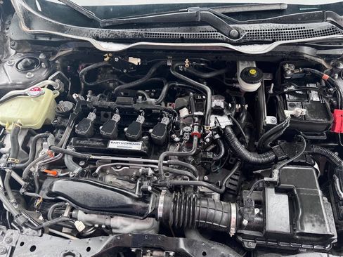 Used 2016 Honda Civic Touring image 25