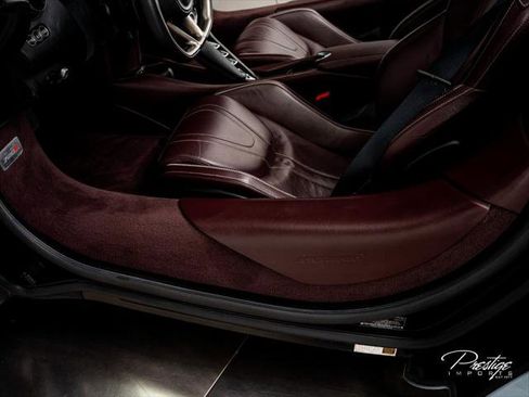 Used 2018 McLaren 720S Luxury RWD image 48