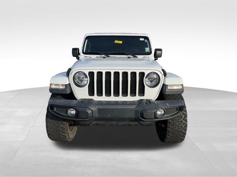 Used 2021 Jeep Wrangler Unlimited Sahara image 3