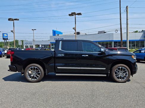 Certified 2026 Chevrolet Silverado 1500 High Country AWD/4WD image 7
