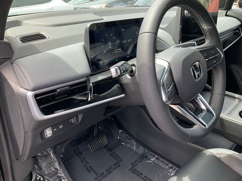 Used 2025 Honda Prologue Touring image 19