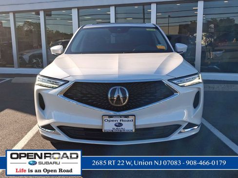 Used 2024 Acura MDX SH-AWD image 2