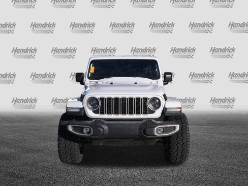 Used 2024 Jeep Wrangler Sahara w/ Technology Group image 3
