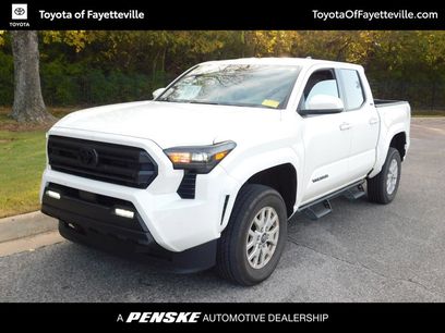 Used 2025 Toyota Tacoma SR5