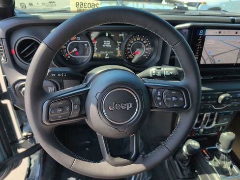 New 2026 Jeep Wrangler Unlimited Rubicon image 15