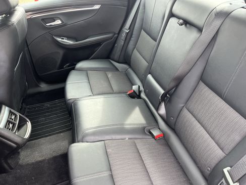 Used 2020 Chevrolet Impala LT image 11