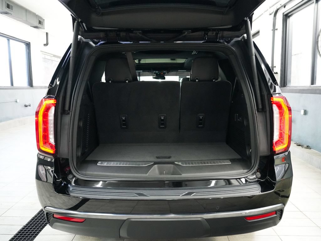 Used 2023 GMC Yukon AT4 AWD/4WD image 44