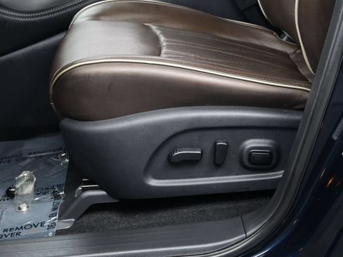 Used 2019 INFINITI QX60 Luxe w/ Sensory Package AWD/4WD image 11