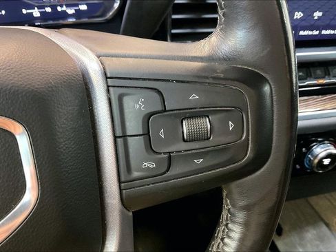 Used 2022 GMC Sierra 1500 Elevation w/ LPO, Elevation Black Package AWD/4WD image 14