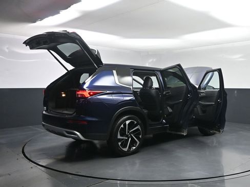 Used 2024 Mitsubishi Outlander SE image 24