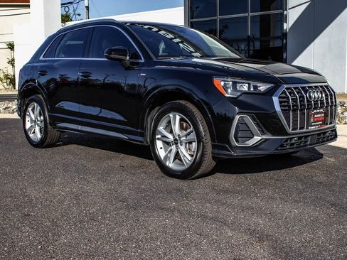 Used 2021 Audi Q3 2.0T Premium w/ Convenience Package image 3