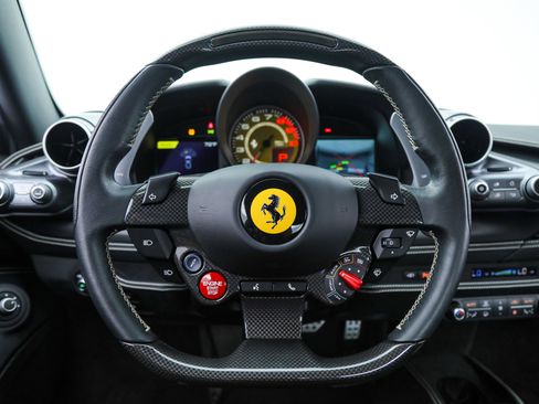 Certified 2021 Ferrari F8 Tributo image 6