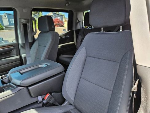 Used 2024 GMC Sierra 1500 Elevation AWD/4WD image 8