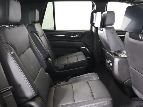 Used 2024 GMC Yukon Denali w/ Advanced Technology Package image 46