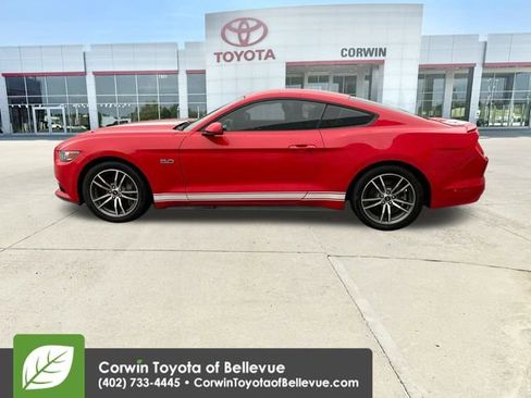 Used 2015 Ford Mustang GT image 5