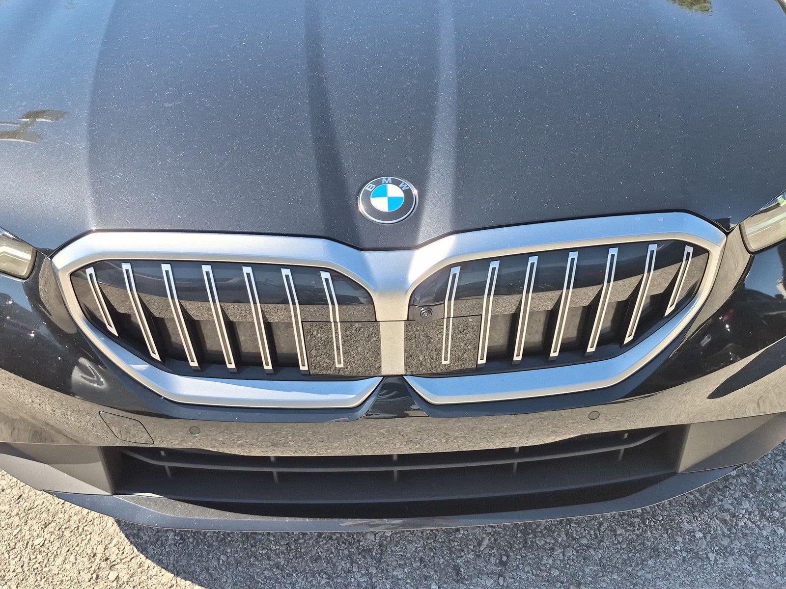 Used 2026 BMW 530i RWD image 13
