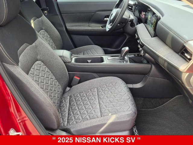 Certified 2025 Nissan Kicks SV AWD/4WD image 36