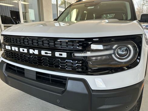 New 2026 Ford Bronco Sport Outer Banks w/ Outer Banks Tech Package+ image 2