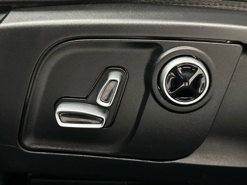 Used 2022 Maserati Levante GT AWD/4WD image 12