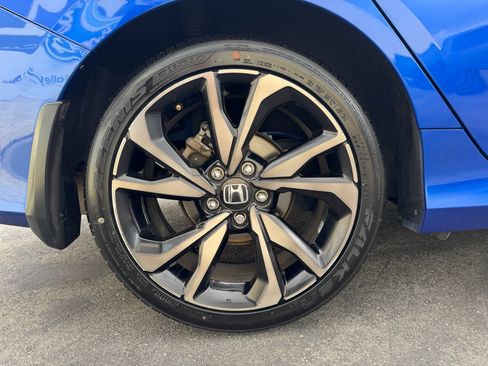 Used 2019 Honda Civic Sport image 10