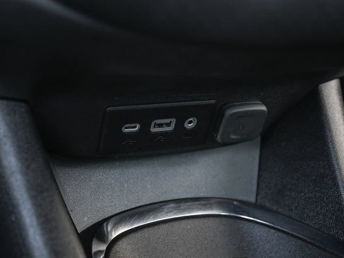 Used 2023 Chevrolet Malibu LT FWD image 34