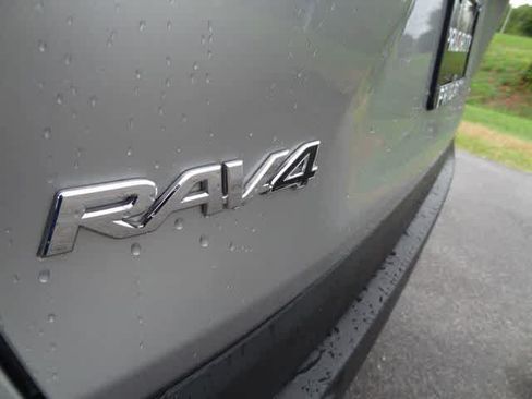 Certified 2024 Toyota RAV4 LE AWD/4WD image 31