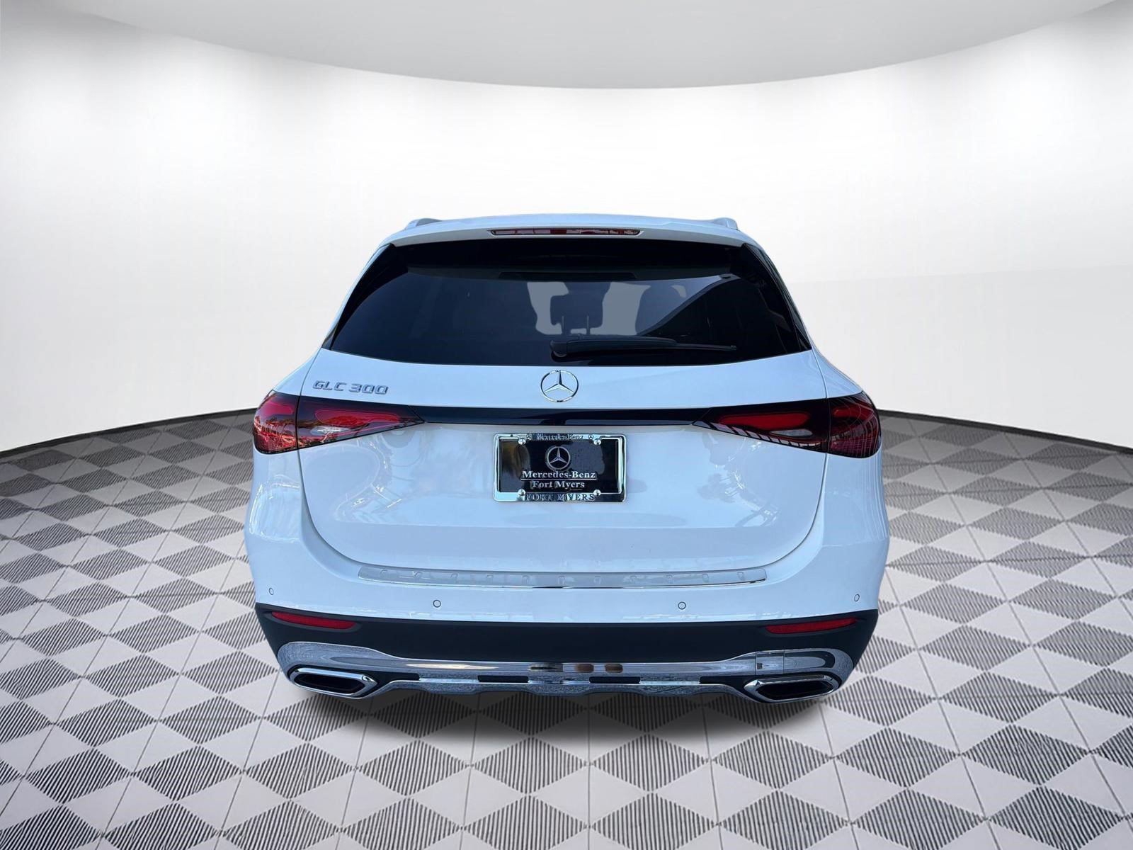 Used 2027 Mercedes-Benz GLC 300 image 10