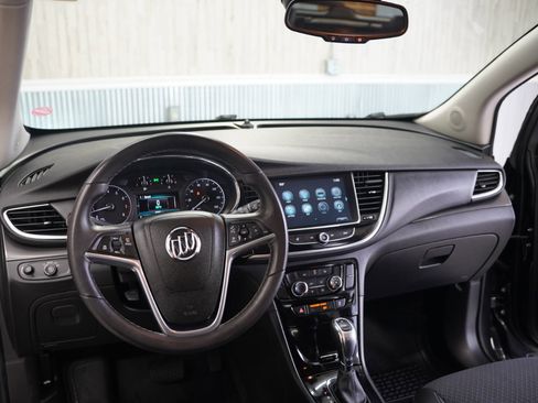 Used 2018 Buick Encore Preferred image 11