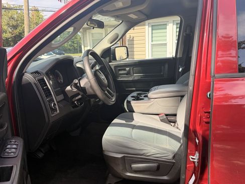 Used 2013 RAM 1500 Express AWD/4WD image 17