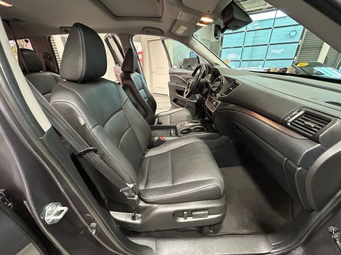 Used 2022 Honda Pilot Special Edition image 45