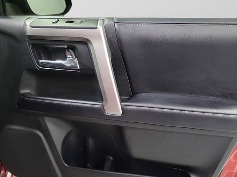 Certified 2019 Toyota 4Runner Limited AWD/4WD image 16