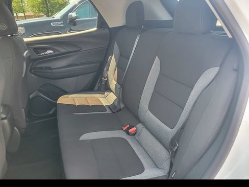 Certified 2022 Chevrolet TrailBlazer LT w/ Convenience Package AWD/4WD image 16