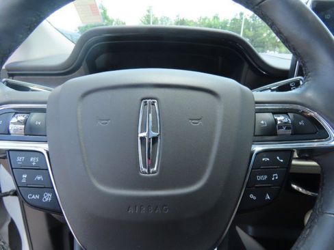 Used 2023 Lincoln Nautilus Reserve w/ Equipment Group 201A AWD/4WD image 25