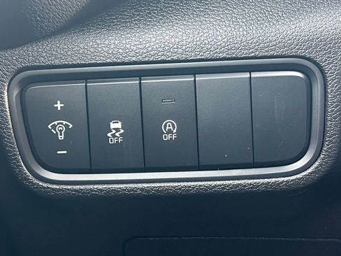 Used 2023 Kia Soul LX image 24