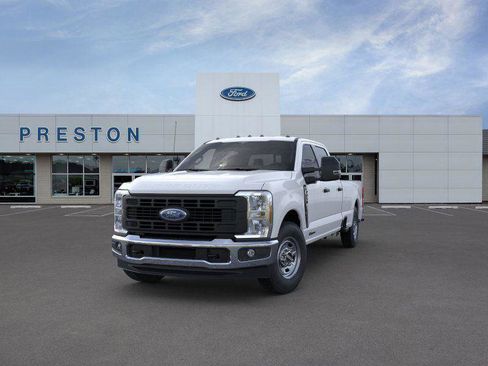 New 2025 Ford F250 XL w/ XL Chrome Package image 6