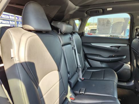 Used 2021 INFINITI QX50 Luxe w/ Appearance Package AWD/4WD image 15
