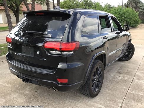 Used 2020 Jeep Grand Cherokee Altitude image 5