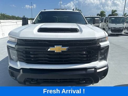 Used 2026 Chevrolet Silverado 3500 W/T AWD/4WD image 16