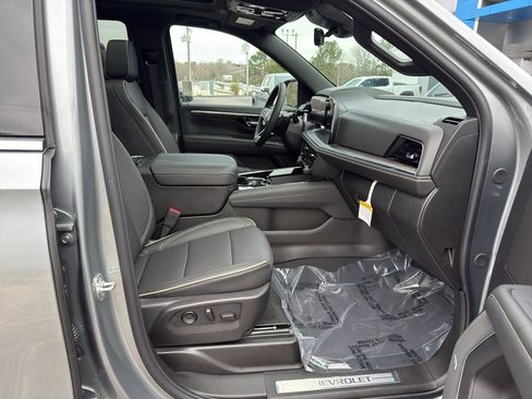 New 2026 Chevrolet Tahoe Premier RWD image 13