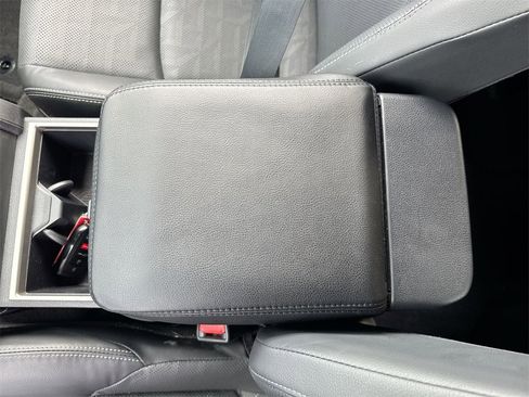 Used 2025 Toyota 4Runner TRD Off-Road Premium image 24