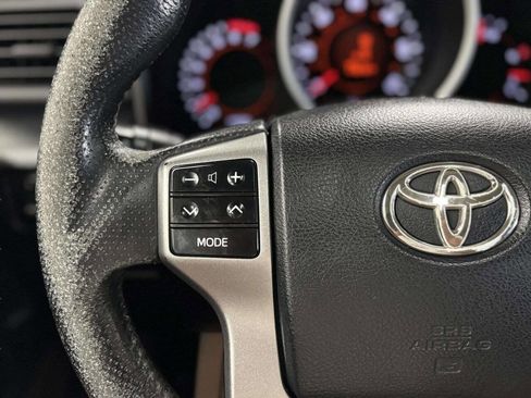 Used 2012 Toyota 4Runner Limited image 28