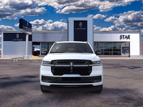 Used 2026 Lincoln Navigator Reserve w/ Jet Appearance Package AWD/4WD image 6