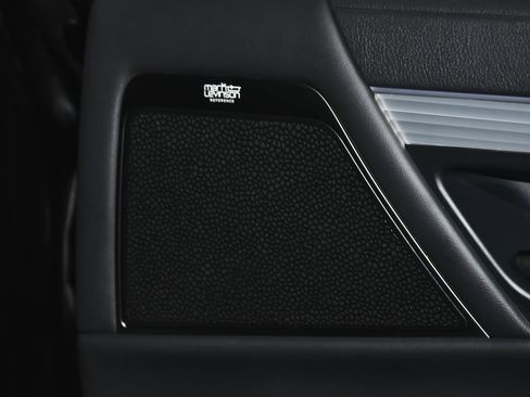 Used 2024 Lexus LX 600 F Sport image 18